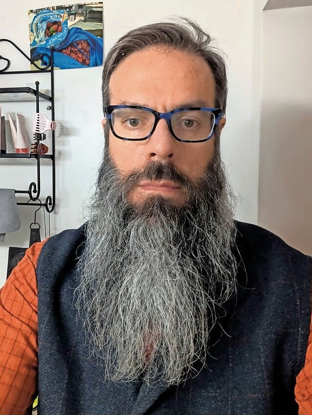 Riverdalian James Lapin grew out his beard for more than a year in solidarity with Israeli hostages.