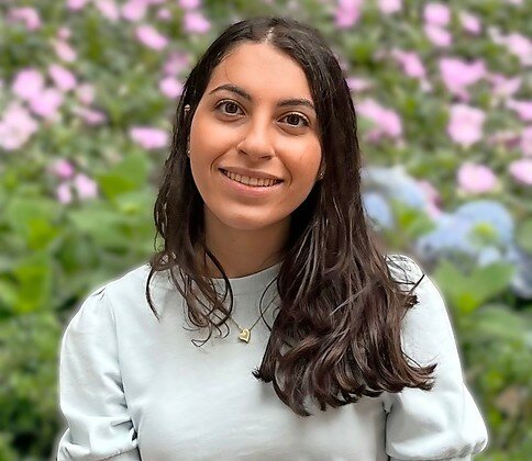 Rachel Hanan, valedictorian, Touro&rsquo;s Lander College for Women.