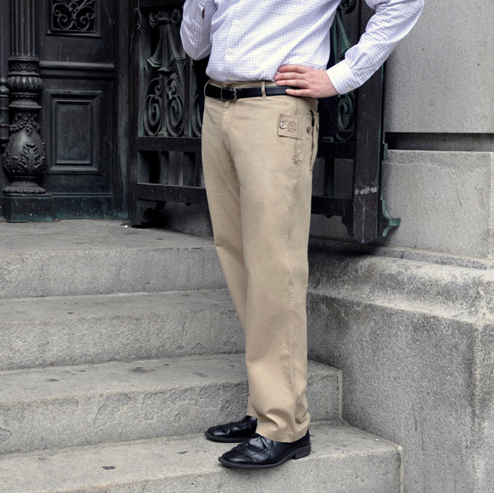 The Business-style Pick-Pocket Proof pants have a more streamlined look combined with the classic straight leg design.