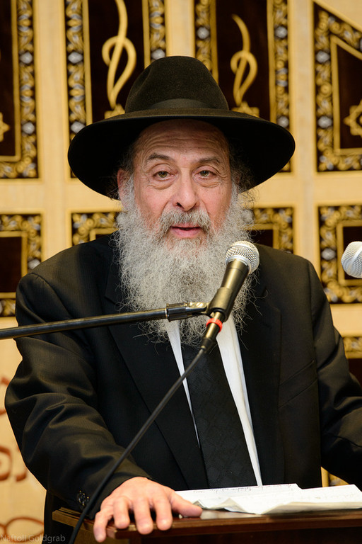 Yeshiva Gedolah of the Five Towns Rosh Kollel Rabbi Yitzchok Knobel at the Chanukat Habayit