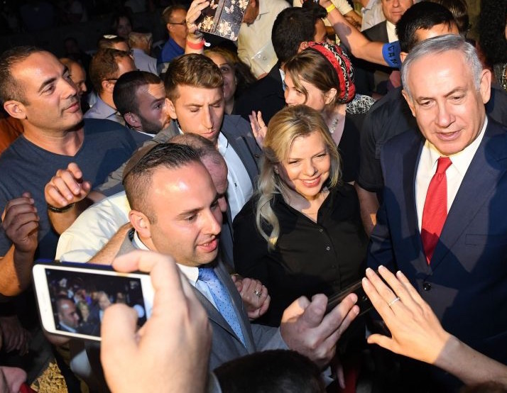 Prime Minister Netanyahu and his wife, Sara, at an event in Barkan, Sama-ria, marking 50 years of settlements in Judea and Samaria.