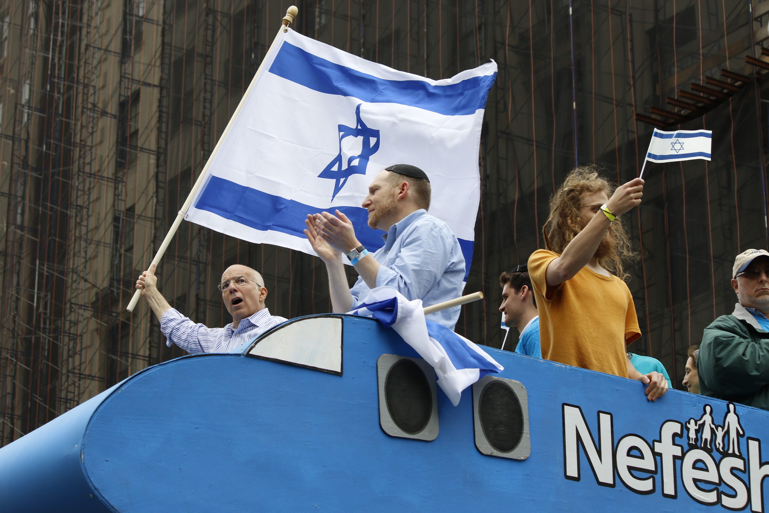 Aliyah has helped fuel Israel’s growth. Helping North Americans take that leap: Nefesh B’Nefesh.