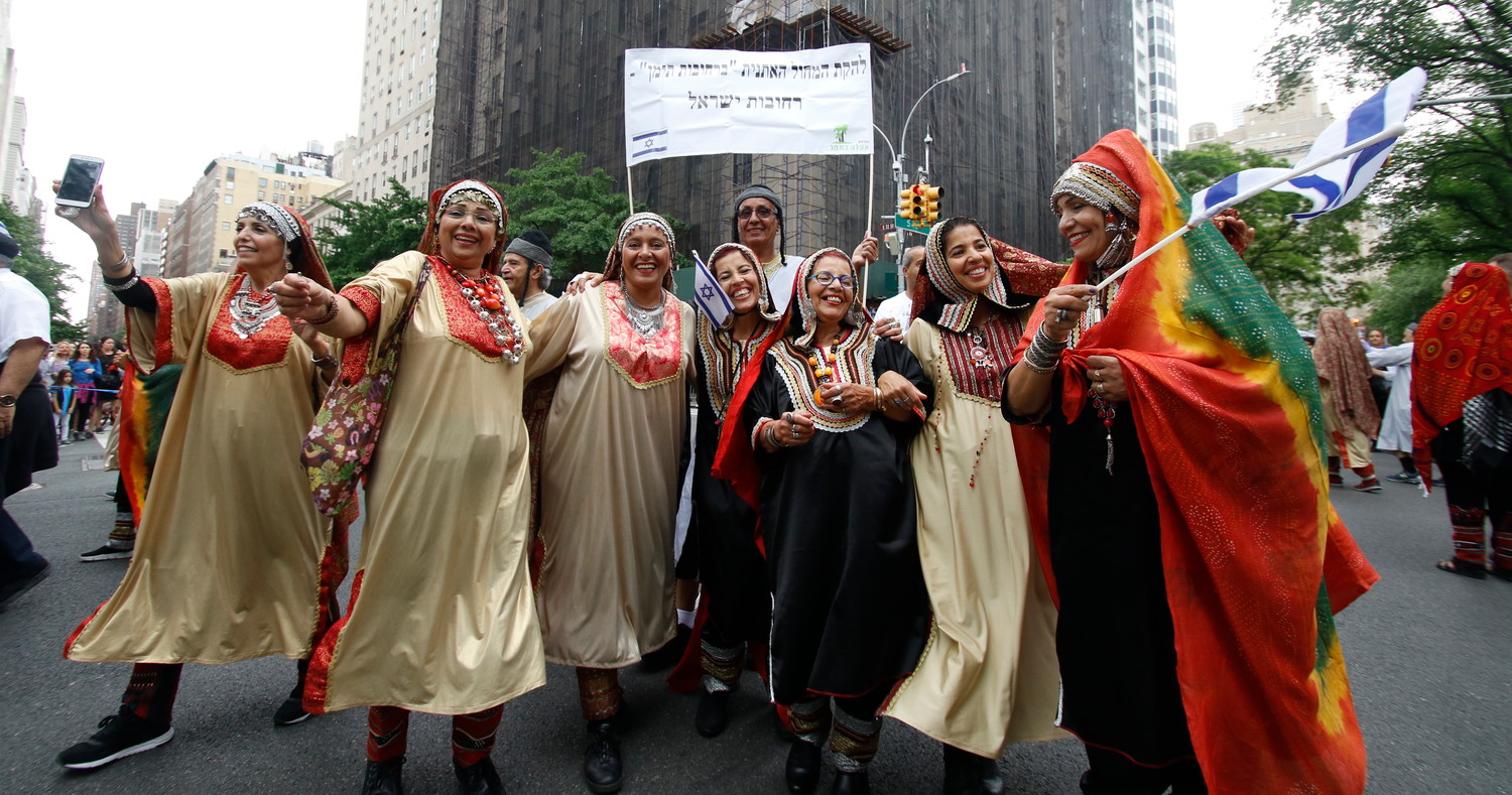 Members of the American Sephardic Federation paraded on Sunday with style and smiles.