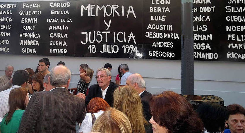 Every year on July 18, thousands gather to remember victims of the AMIA bombing. At one of these events, the names of the 85 who died in the 1994 bombing are listed. More than 300 were injured.