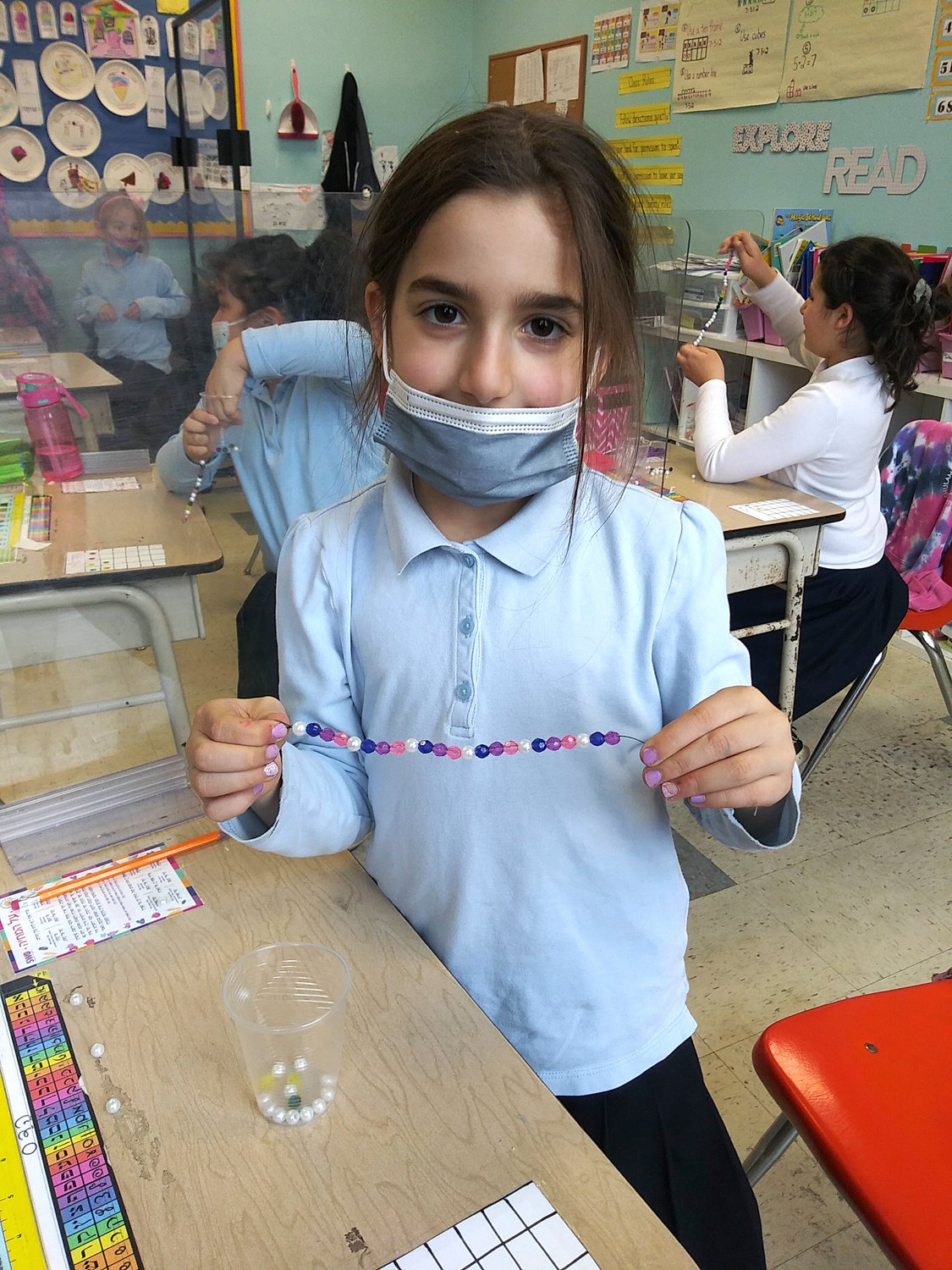 In CAHAL-Shulamith 1-2, girls replicated kriyas Yam Suf and collected treasures, turning them into bracelets to wear on yom tov.