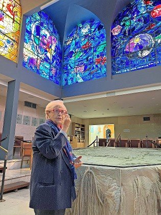 BG Goldstein discusses the famous Chagall windows in the Hadassah Medical Center’s hospital at Ein Kerem.