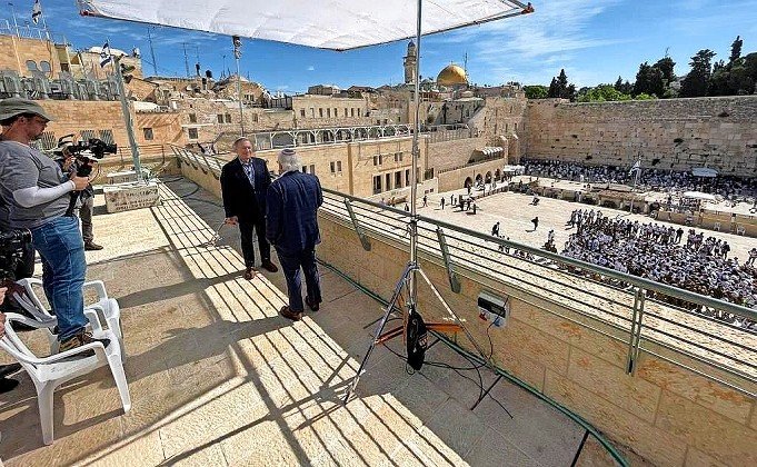 Former US Ambassador David Friedman and former US Secretary of State Mike Pompeo in Jerusalem on site for the making of their documentary film.