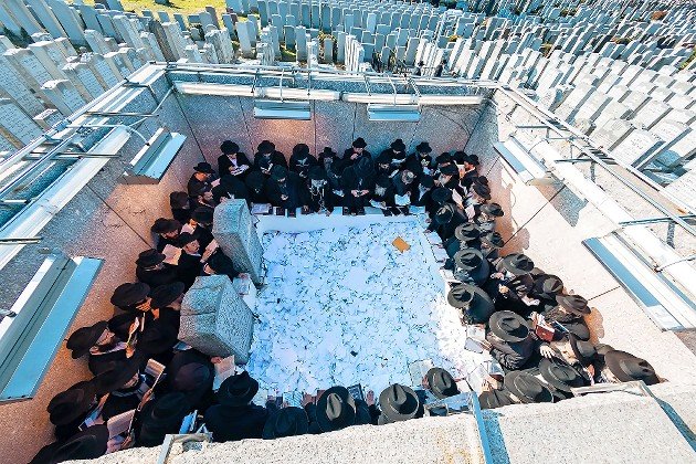 Chabad-Lubavitch rabbis visit the Ohel in Cambria Heights, Queens, resting place of the Chabad Rebbe, Rabbi Menachem M. Schneerson, ZT”L.