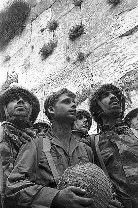 Israeli paratroopers stand in front of the Kotel after retaking Jerusalem during the Six-Day War, June 7, 1967.