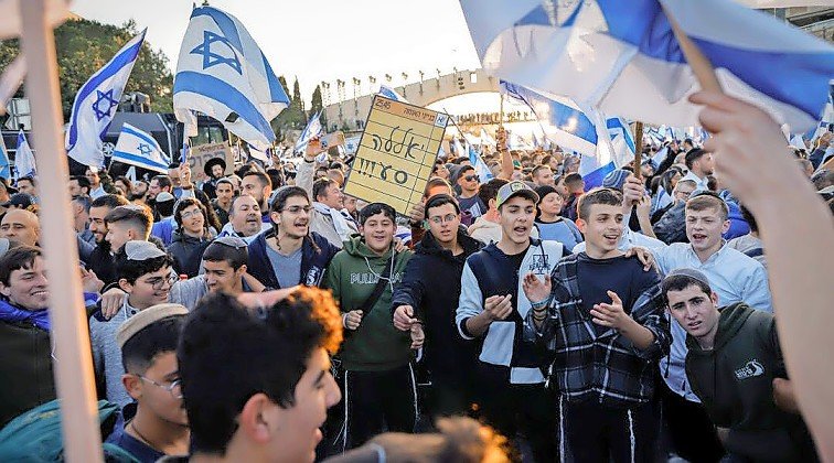 Right-wing Israelis attend a rally in support of the government’s planned judicial overhaul, in Jerusalem on Monday.