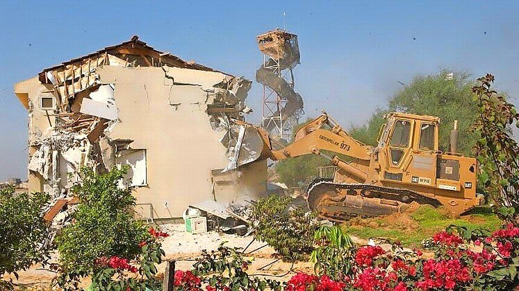 Demolition of Ganey Tal settlement in Gush Katif, Gaza, during Israel’s disengagement on Aug. 22, 2005.