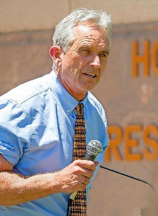 Robert F Kennedy Jr. at the Arizona March for Medical Freedom at the State Capitol building.