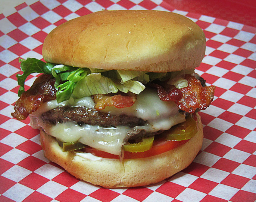 A bacon Swiss cheeseburger with jalape&ntilde;os never looked so good.