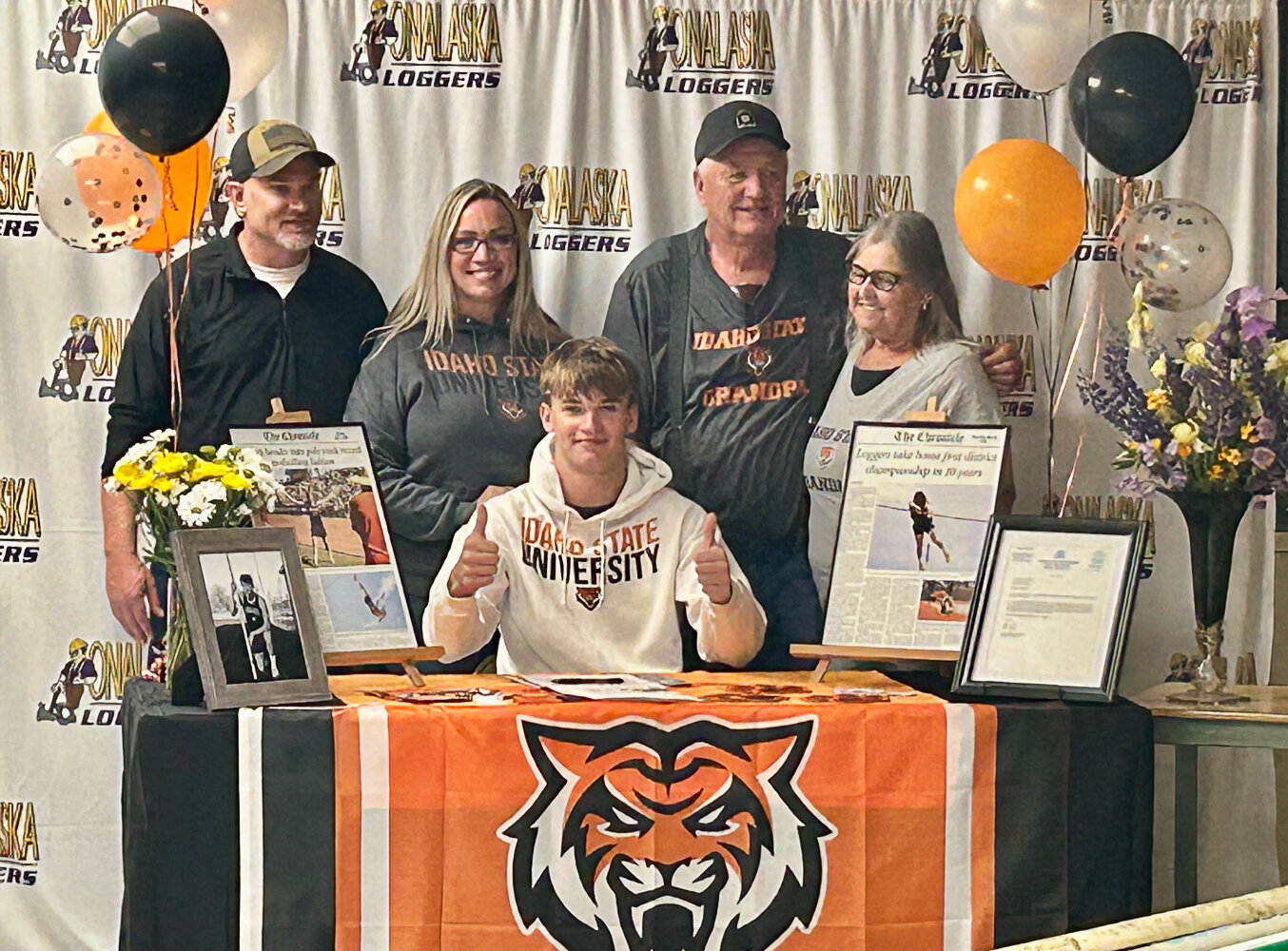 Onalaska’s Barrick puts pen to paper, signs with Idaho State