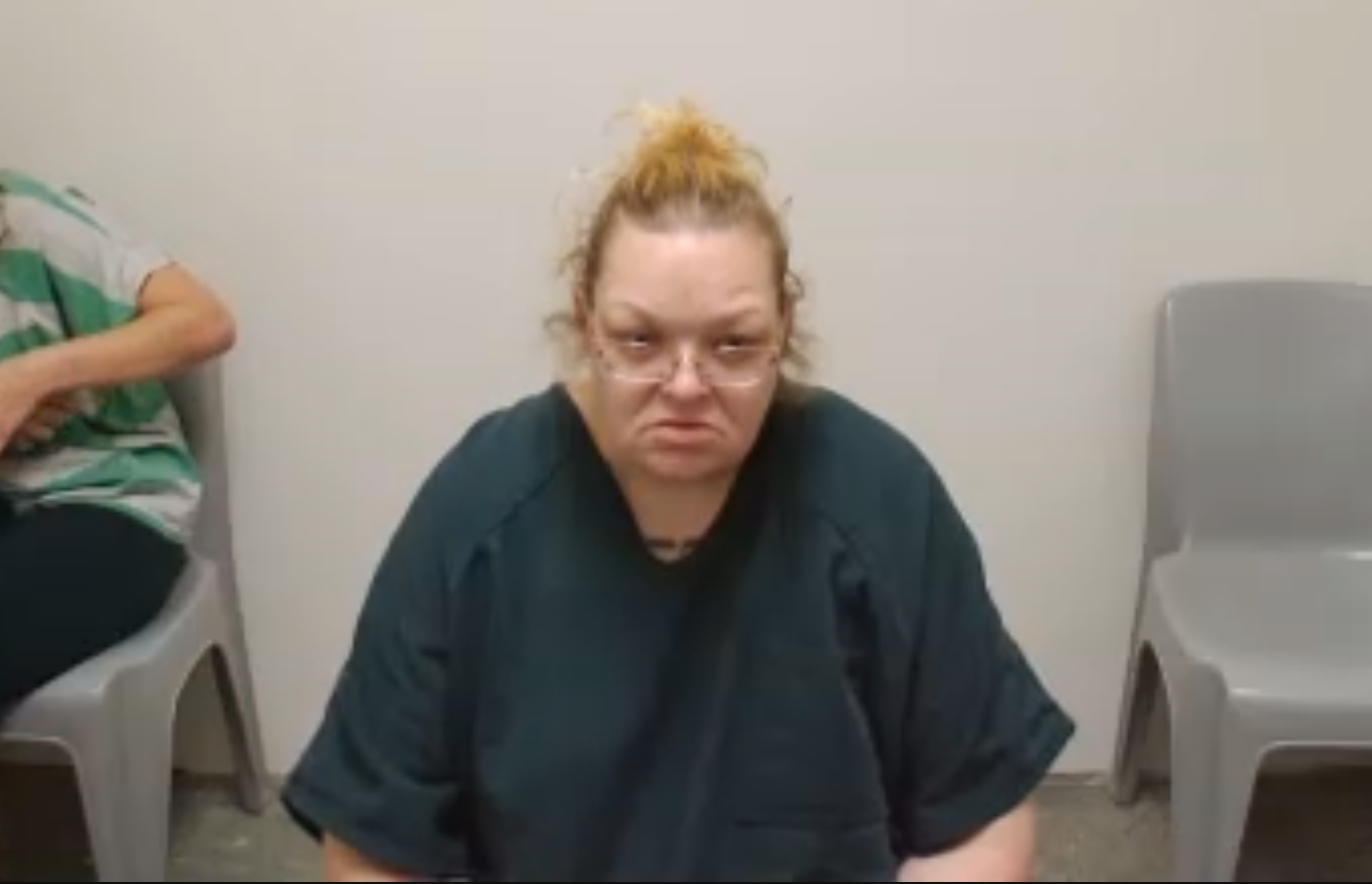 Centralia house sitter accused of theft while chickens die on watch