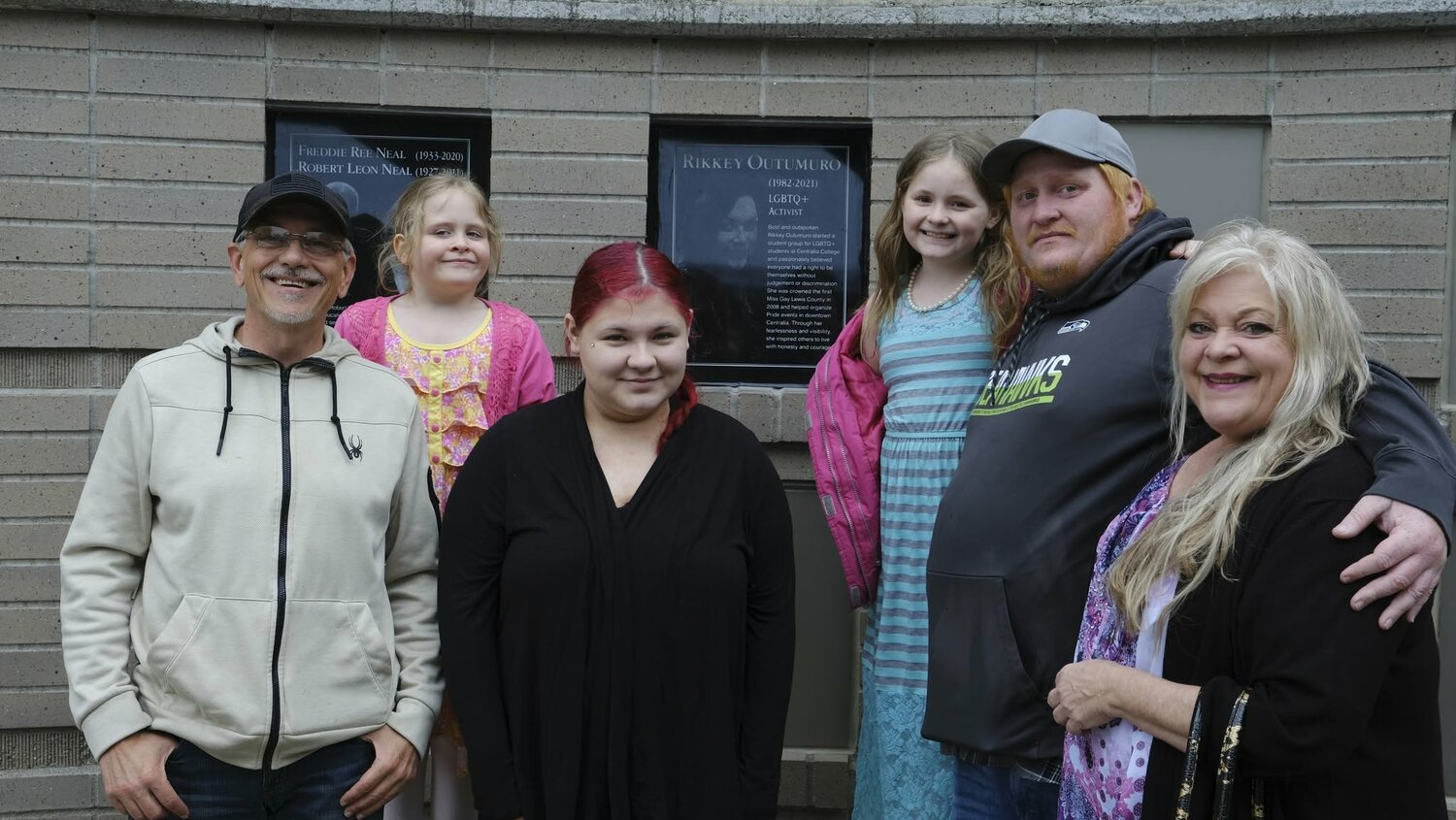 Centralia College dedicates diversity plaque to Rikkey Outumuro