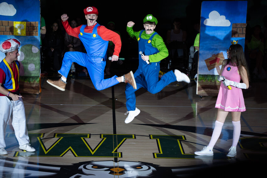 Seniors Cooper Schorr, Bennett Votano, Brian Gilmartin, Shannon Mansfield take on the Nintendo universe playing Mario characters.