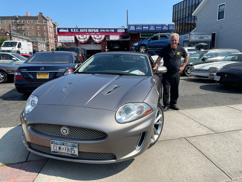 Rockville Centre Auto Repair is owned by Kevin Killelea, who has an extensive 30-year background in the industry with numerous accreditations.