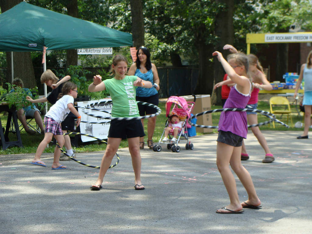 WHo can hula hoop the longest? The competition was fierce!