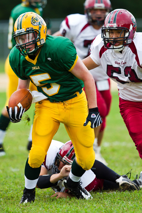Lynbrook's Danny Kelly capped the scoring for the Owls in last Saturday's 38-20 win over Glen Cove with a third-quarter touchdown run.