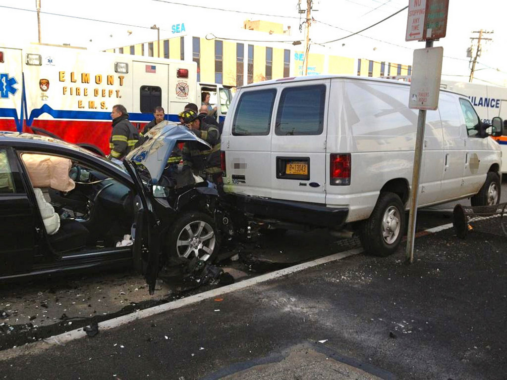 The Elmont Fire Department responded to a two-vehicle accident in the early afternoon on Dec. 29, on Hempstead Turnpike in Elmont.