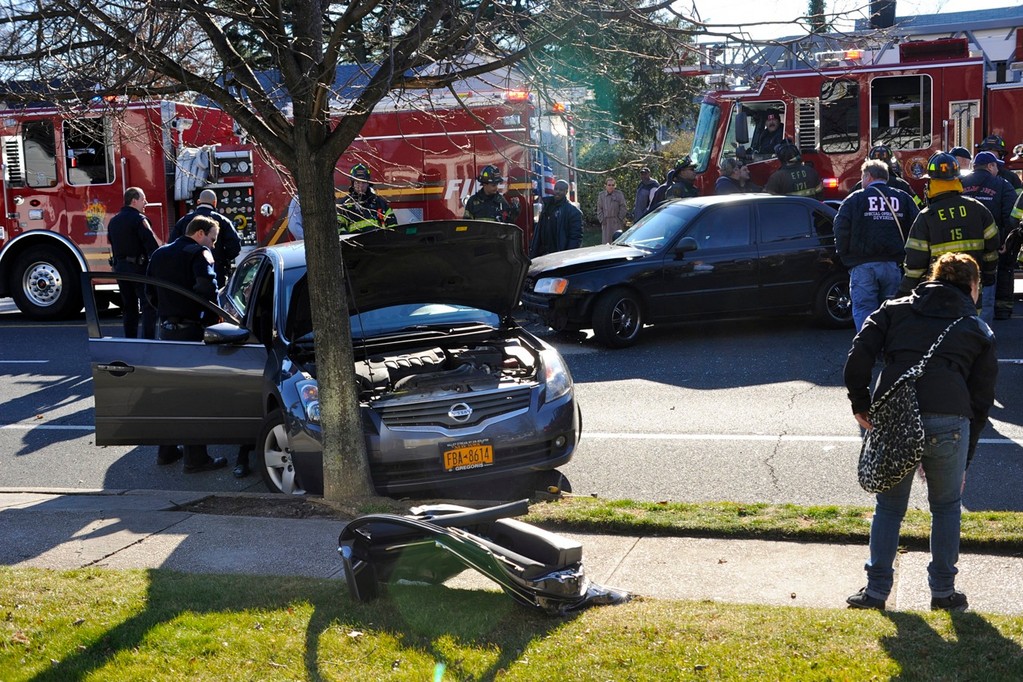 A two-vehicle collision occurred on Dutch Broadway in Elmont on Jan. 18, in the early afternoon.