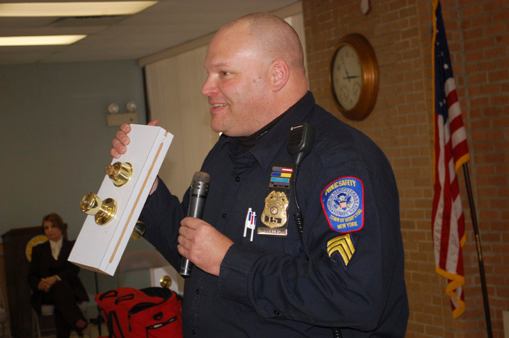 Sgt. John Coburn, of the town’s Department of Public Safety, showed Valley Stream seniors how to properly protect their homes at a crime prevention seminar on Feb. 21 at the Green Acres Senior Center.