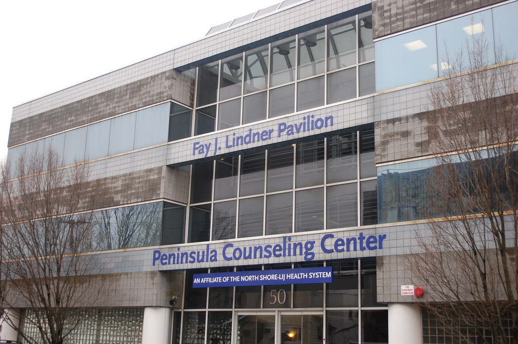 The Peninsula Counseling Center, on Hawthorne Avenue in Valley Stream, has reached a sponsorship agreement with PSCH, a regional mental health system.