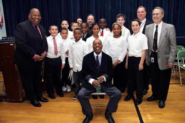 Roy Haynes, center, with Elmont students, Elmont Superintendent Al Harper, left, Principal Marshall Zucker, right, and Anthony Pino, second from right.