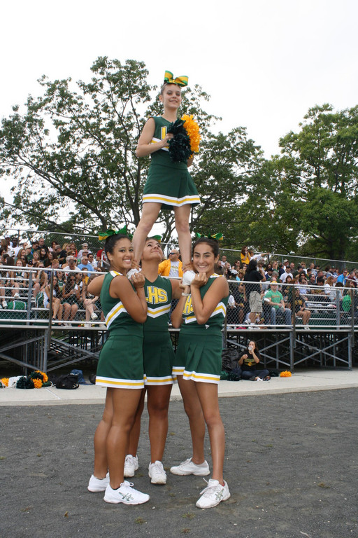 Lynbrook Varsity CHeerleaders got some height during the game.