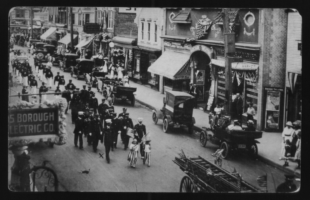 Atlantic Avenue in Lynbrook, in 1916. Lyn Gift Shop is now at the location of the former Arcade Theatre, seen at right. Historian Art Mattson believes the photo was probably taken during the village’s July fourth celebration.
