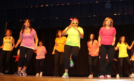 Jericho High School teachers and staff surprised the audience before intermission with a fun lash-mob dance.