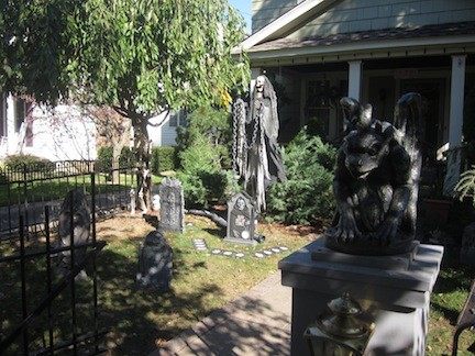 Stop 4: 129 Linden, guarded by a gaggle of ghouls and gargoyles.