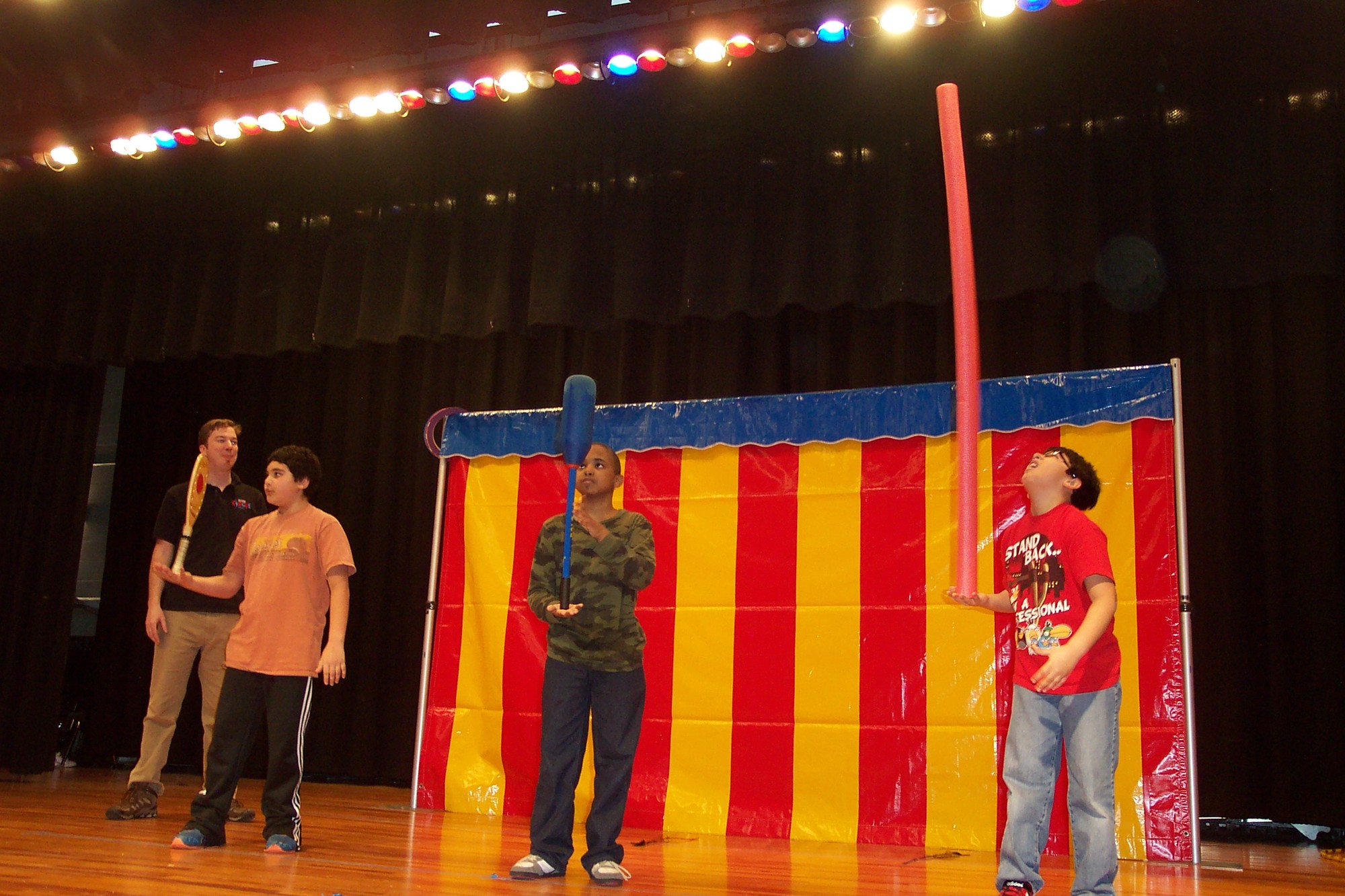 Jovanni Pesante and Abel Rodriguez learned balancing techniques.