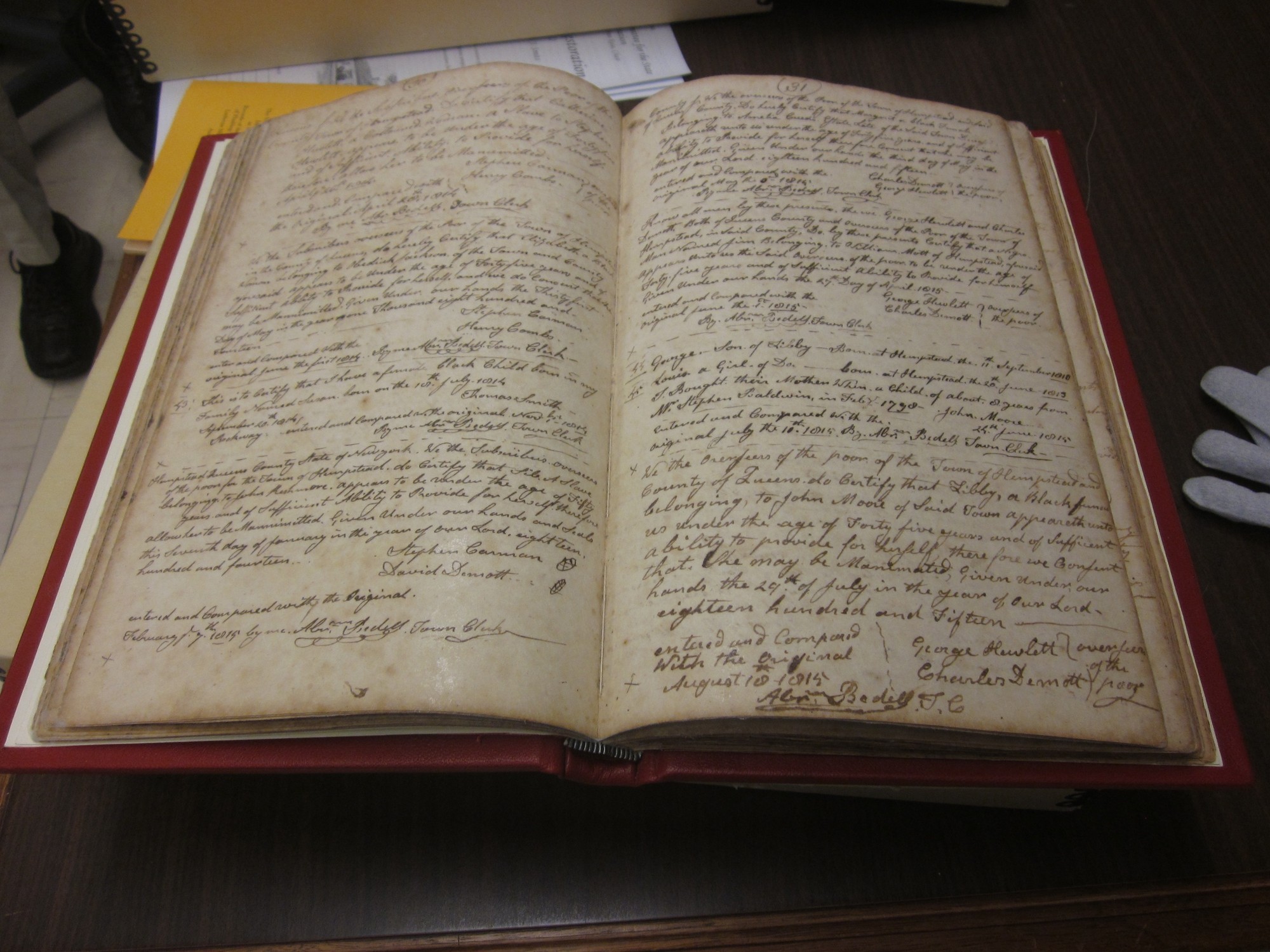 The oldest of the books in the Town of Hempstead Archives date back to 1707, though the bulk of them are from 1784 and after.