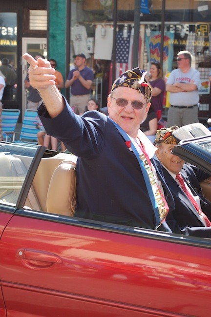 Jerry Hahn, left, was the grand marshal, and was escorted by VFW 
Post 1790 Commander Joe Marando.