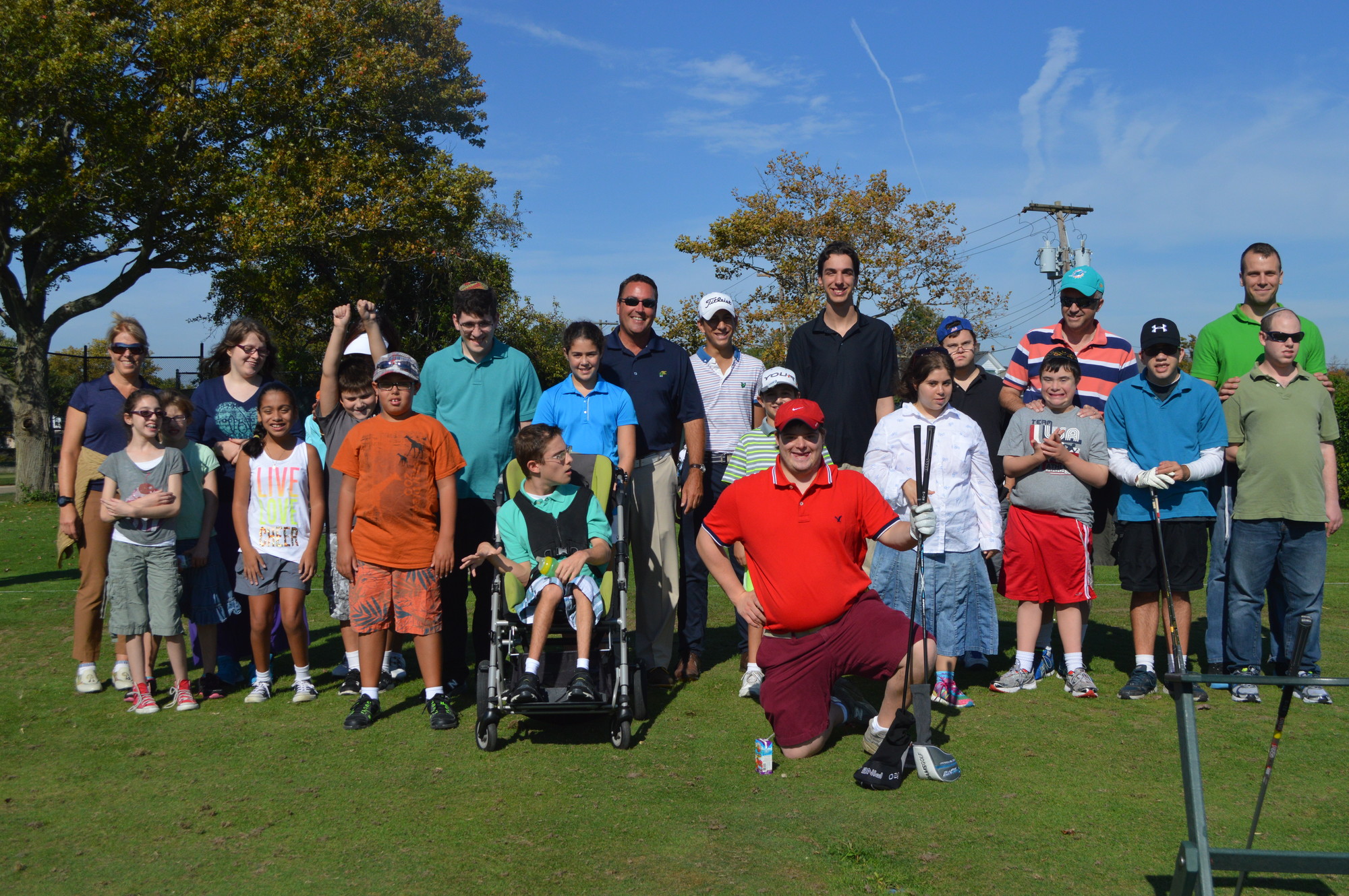 The Woodmere Club hosted the JCC of the Greater Five Towns “Play Golf” clinic for children and young adults with special needs.