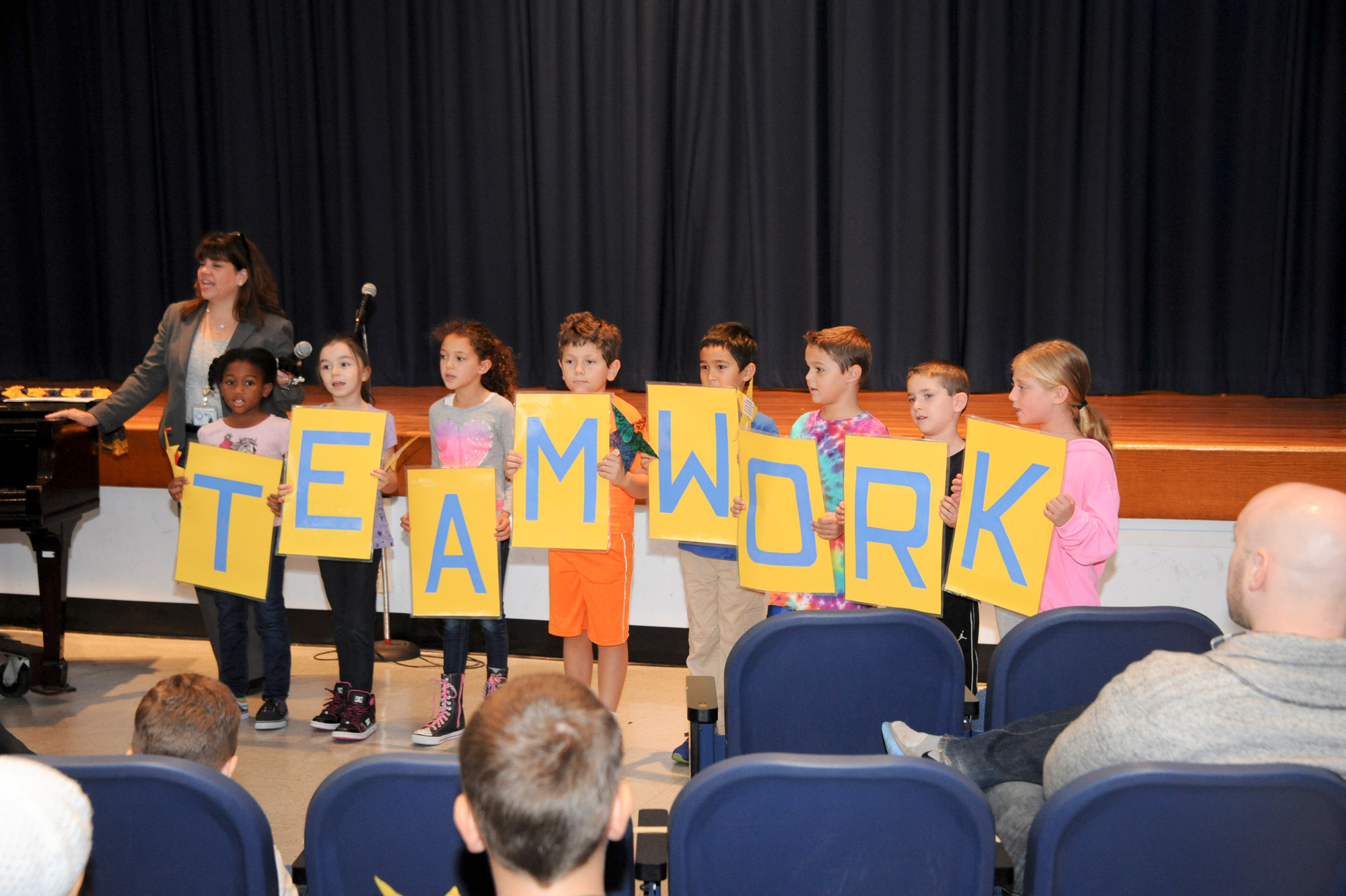 Students learned about the Bellmore School District’s core values, including teamwork, at the Reinhard Rising Star Pep Rally on Oct. 2.