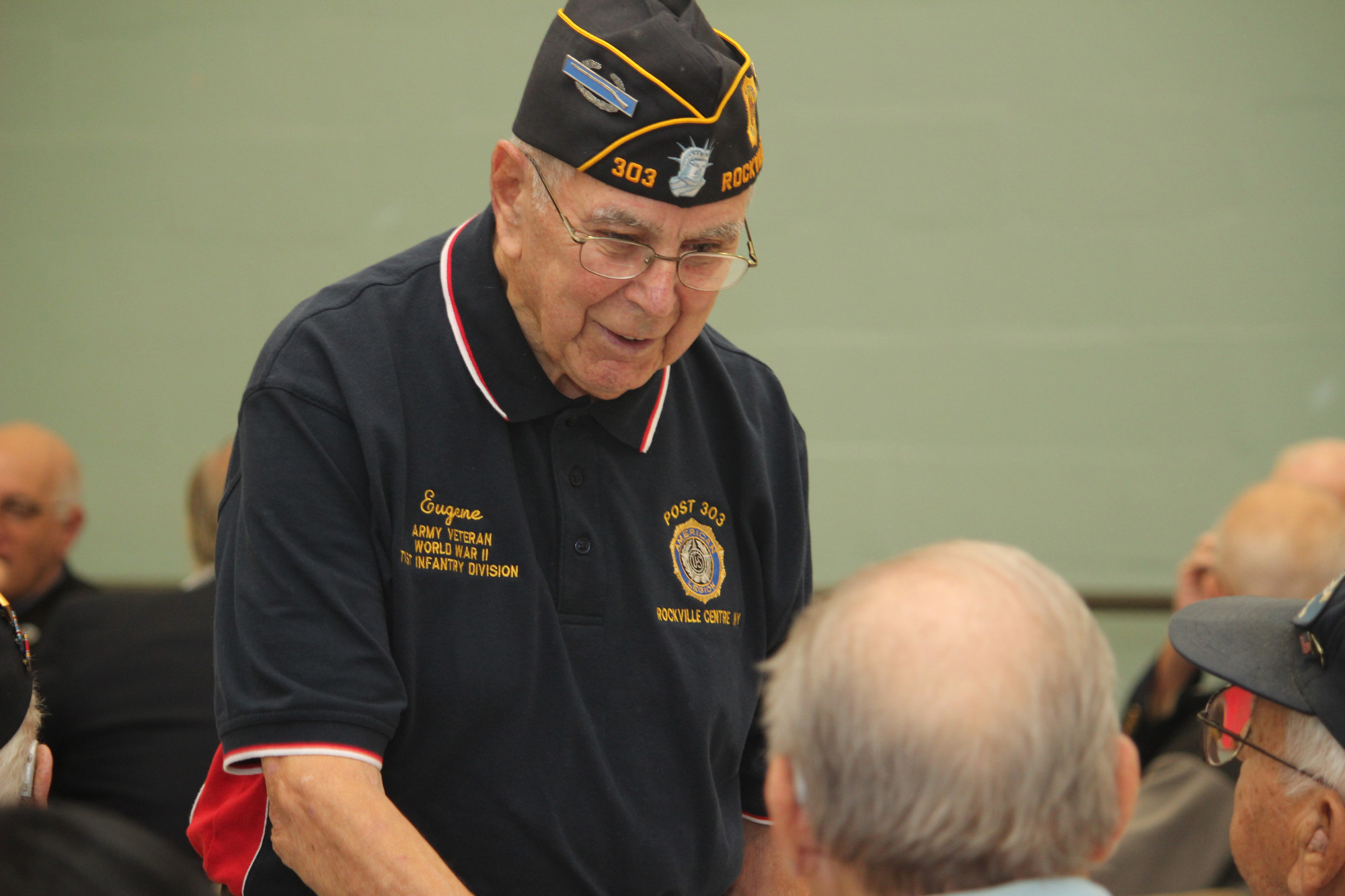 World War II veteran and former mayor Gene Murray greeted some of his fellow veterans.