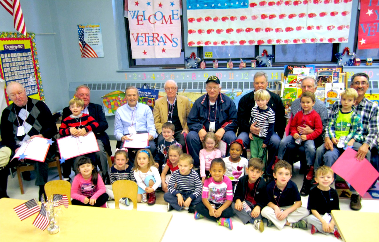 Kindergartners sat with veterans in Mrs. Hintze’s class on Nov. 6.