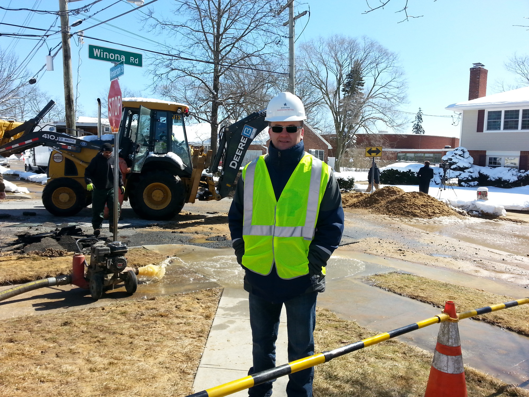 New York American Water Vice President of Operations, Brian Bruce, overseeing the repair of the water main.
