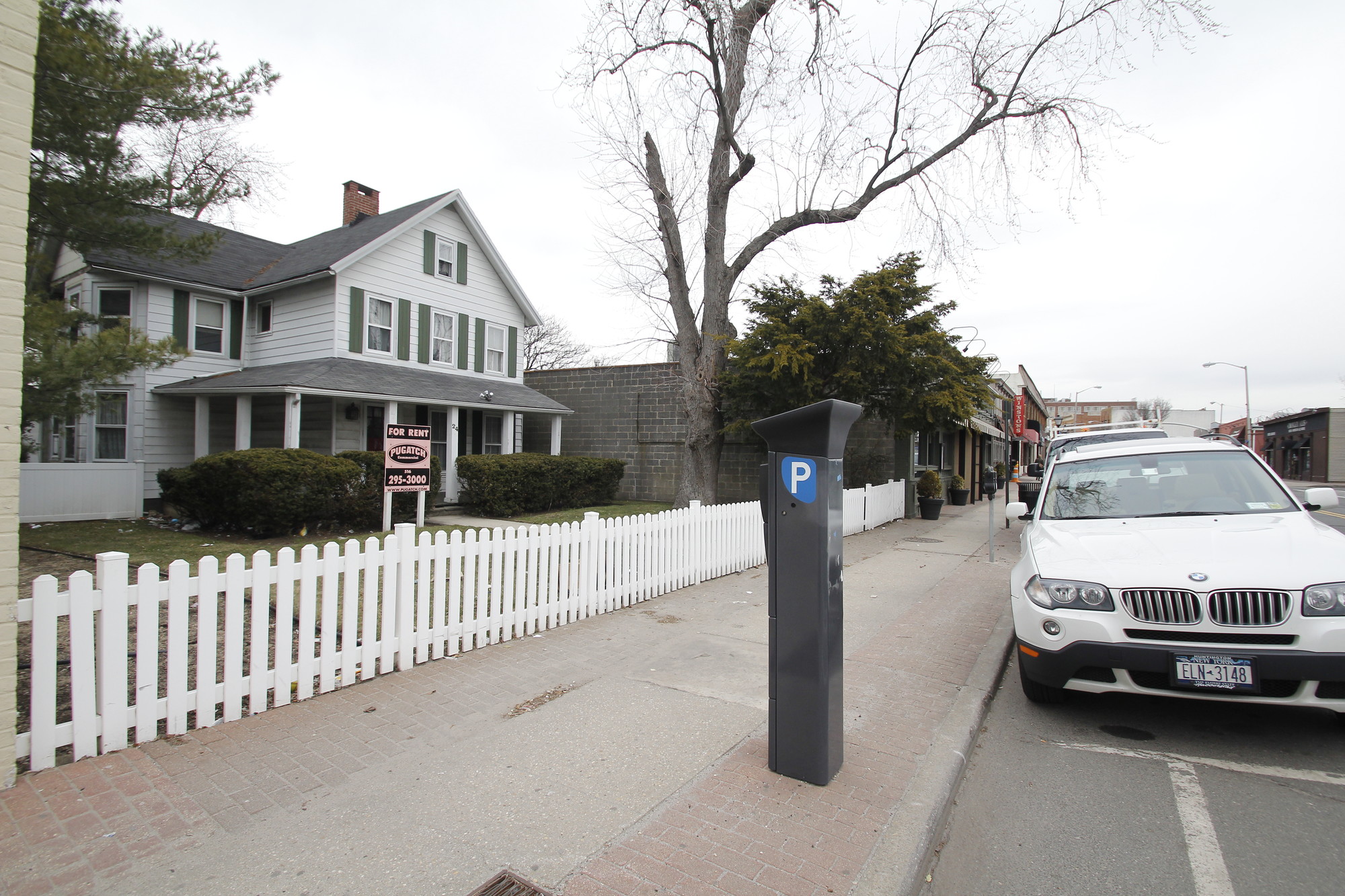 The house on Park Avenue received BZA approval to be turned into an oyster and small-plate restaurant, but wouldn’t provide any additional space for parking.