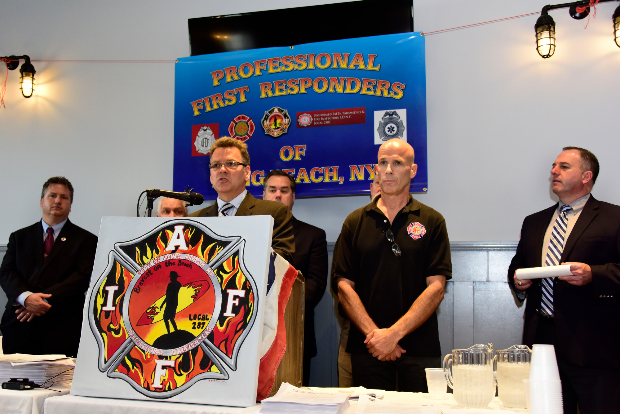 Local 287 President Billy Piazza was joined by FDNY firefighters and labor leaders at the Knights of Columbus on Monday.