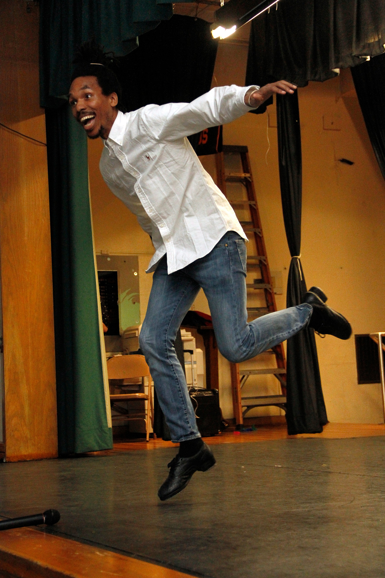 Joseph Webb, director of the American Embassy of Dance, performed for the Park Avenue students whom he taught for two weeks.