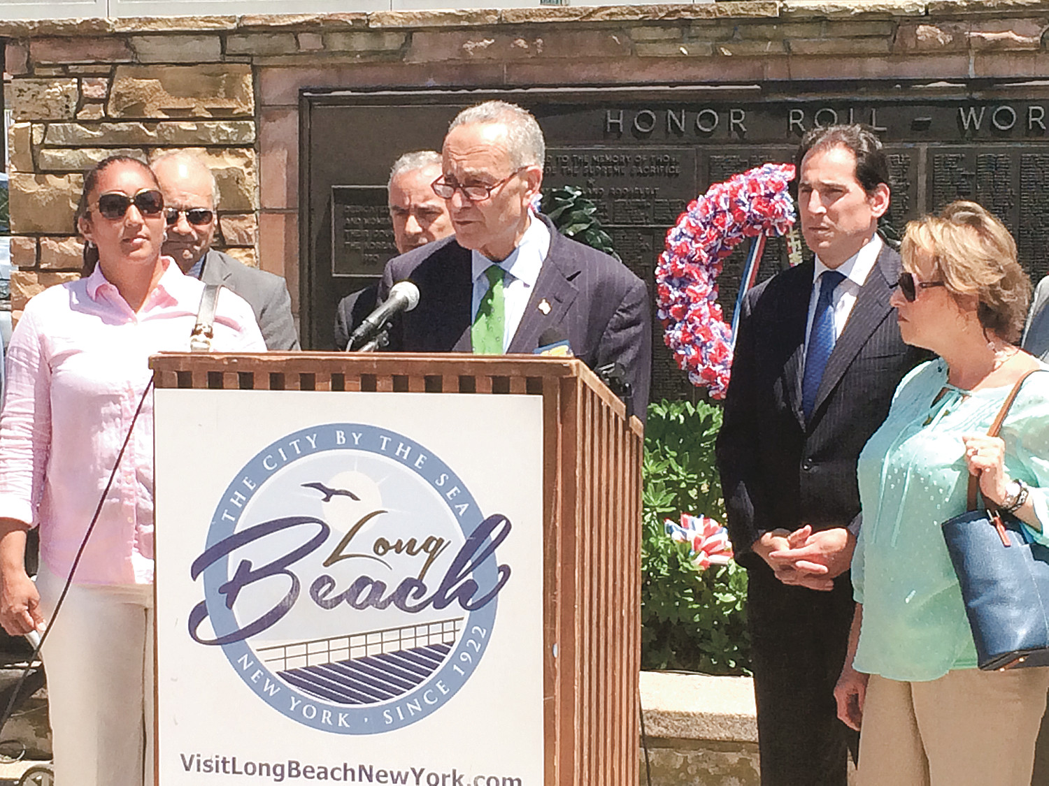 Matthew Ern/ Herald
Sen. Charles Schumer stood with local officials and homeowners impacted by Hurricane Sandy to outline the change in the insurance claims review process.