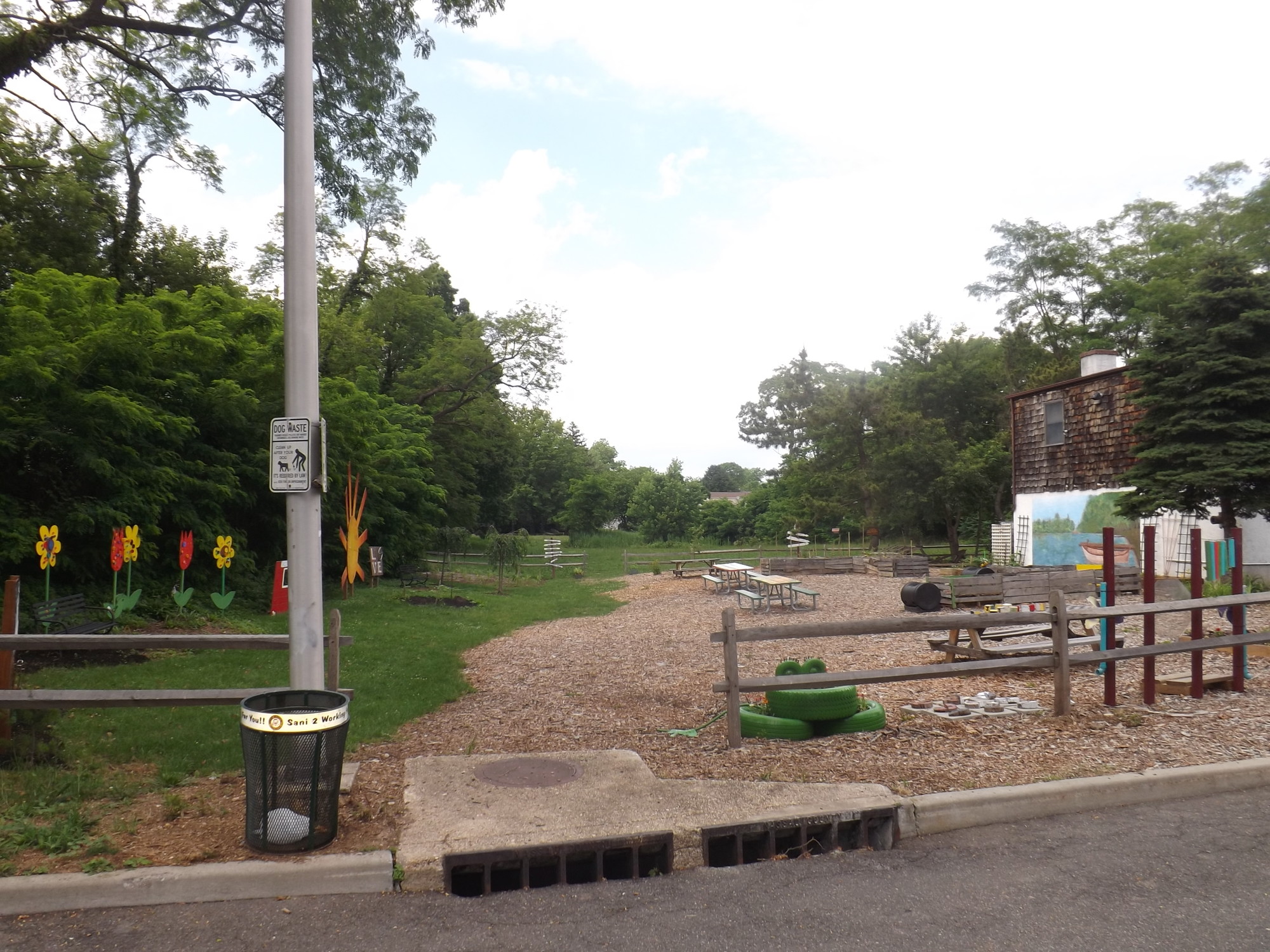 he area behind the Baldwin Historical Museum, off Grand Avenue, has been transformed. The Baldwin Community Garden officially opened on June 21, 2014.