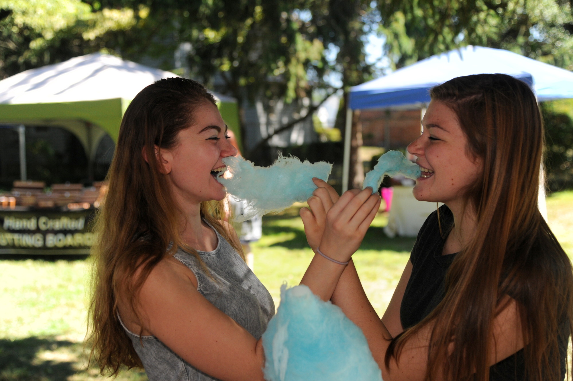 Elyse Klewicki, 18, and Kyra Kraus, 17, shared a sugary snack.