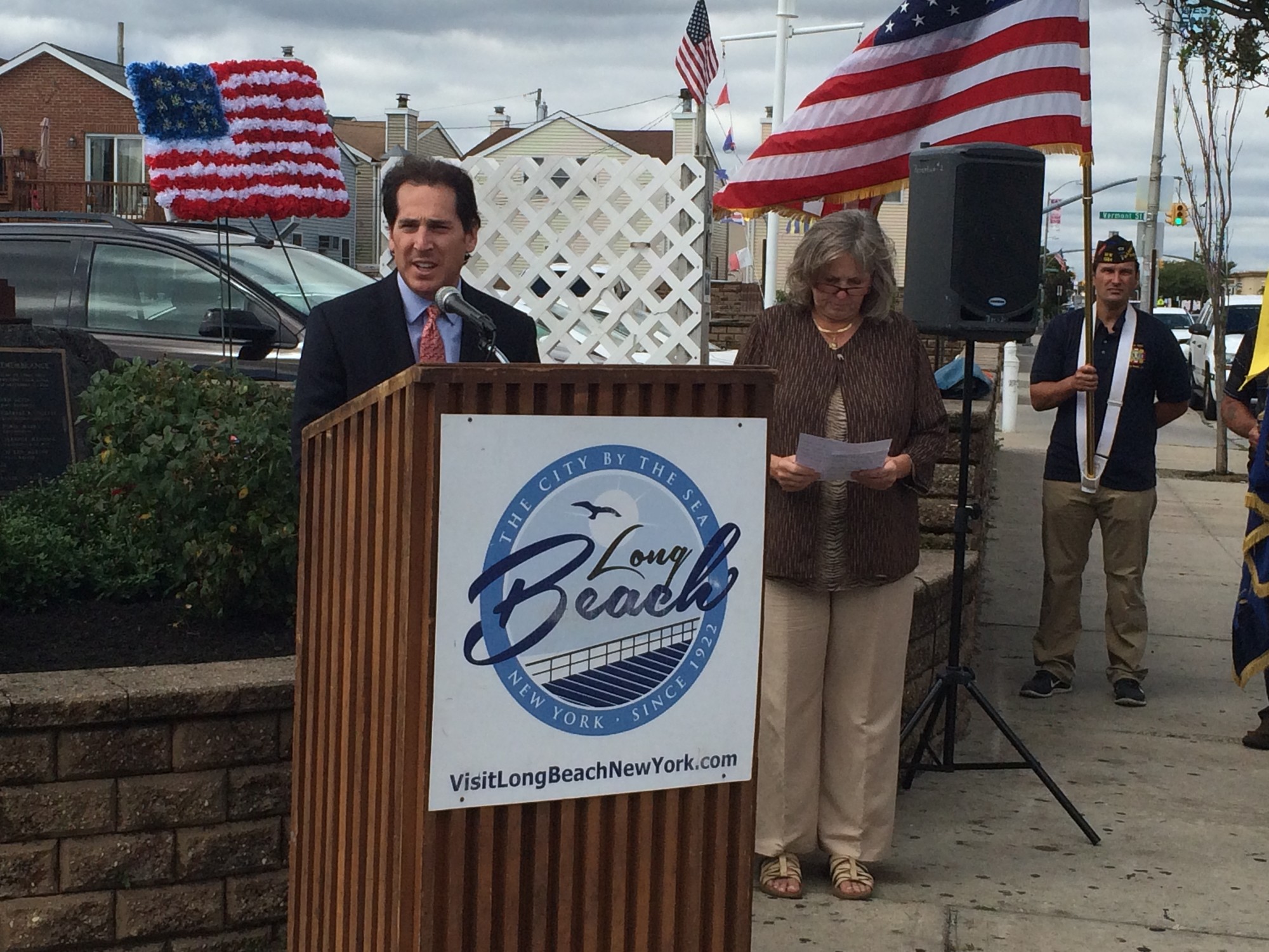 Assemblyman Todd Kaminsky called on residents to stand together to fight the hatred of those that sought to harm us on Sept. 11, 2001.