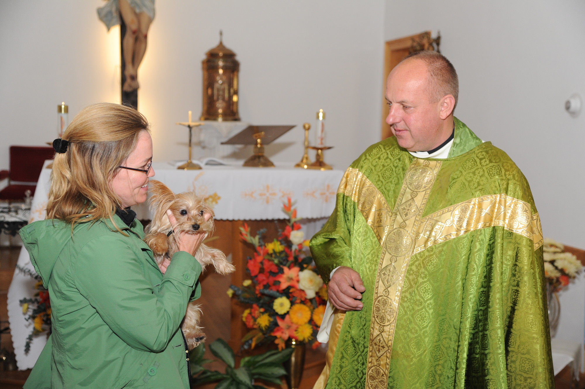 The Rev. Andrew Koterba spoke to Bernadelle Conlon about her dog, Murray.
