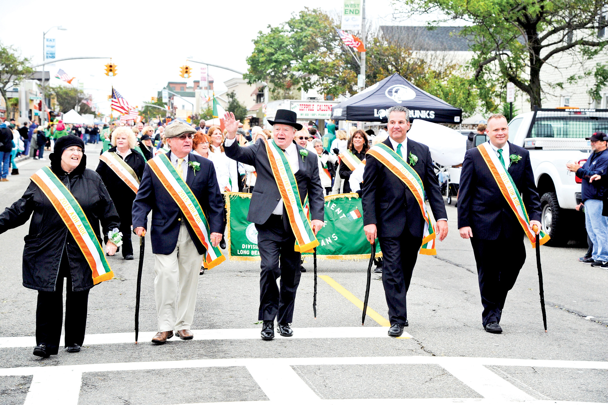 Donovan Berthoud/Herald
Grand Marshal William “Billy” Callahan, center, marched with the Ancient Order of Hibernians in the 26th annual Saint Brendan the Navigator Long Beach Irish Day Parade last Saturday.